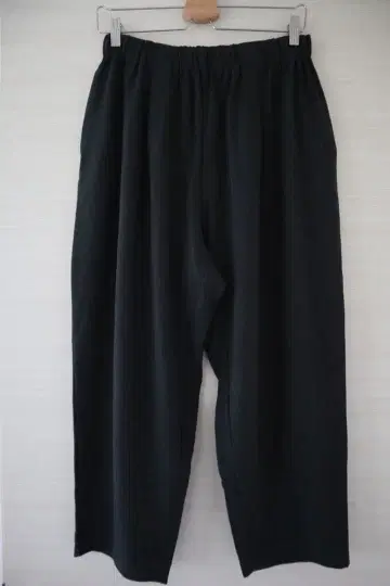 mizuiroind 사이즈 2 차콜 그레이 와이드 팬츠