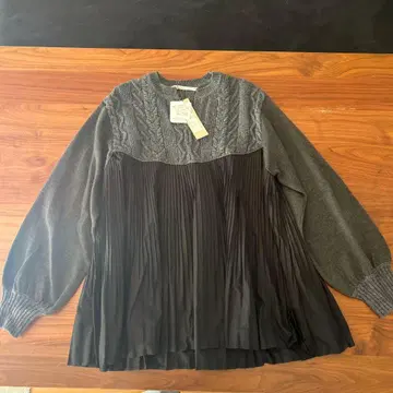 그레이 긴팔 튜닉 니트 플리츠