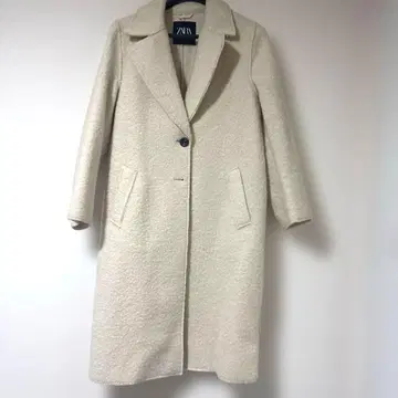 ZARA 보아풍 크림색 롱 코트