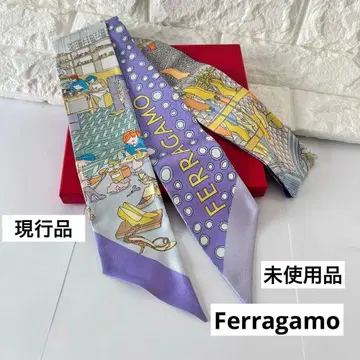 상자 포함 FERRAGAMO 페라가모 실크 도트 무늬 로고 스카프