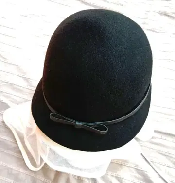 블랙 울 펠트 햇 리본 포함