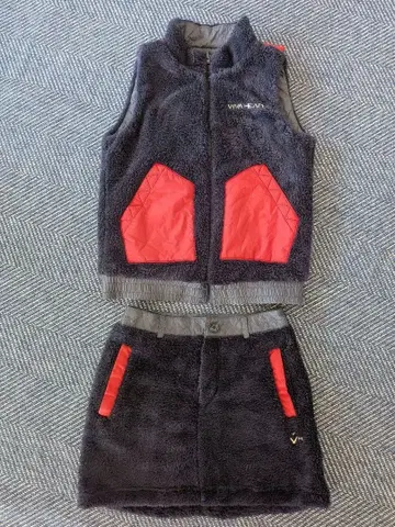 플리스 베스트(40)와 스커트(38) 셋업 네이비 핑크