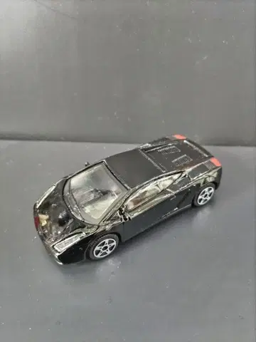 람보르기니 가야르도 1/43 스케일