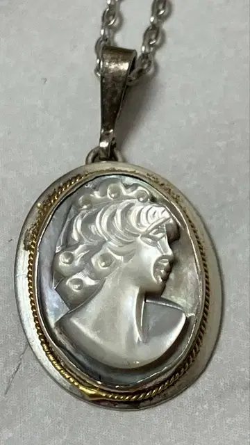 코스튬 주얼리 쉘 카메오 펜던트 목걸이 925 각인