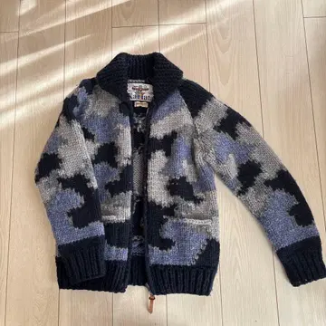 AVIREX 카우치 KANATA 코트