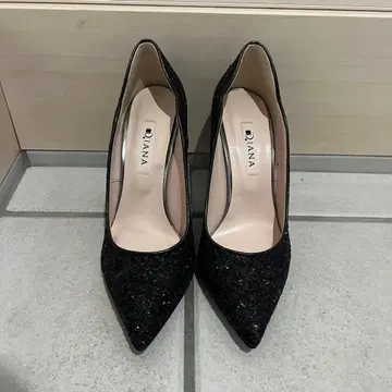 [ DIANA ] 블랙 글리터 하이힐