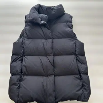 UNIQLO 파우더리 소프트 다운 베스트 M 사이즈