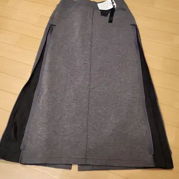 mal.rerere 그레이 사이드 지퍼 롱 스커트