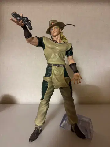 죠죠 홀 호스 피규어