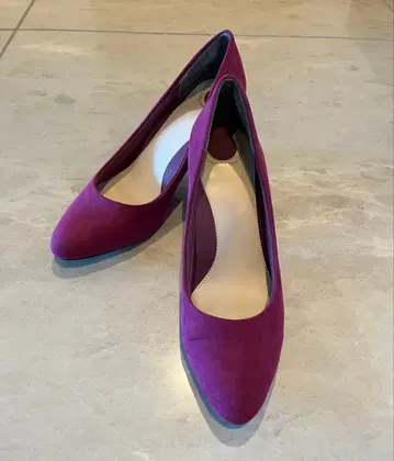 컨디션 최상 보르도 스웨이드 힐 펌프스