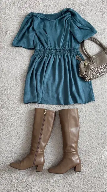 알아바일 벨로아 원피스 사이즈 2