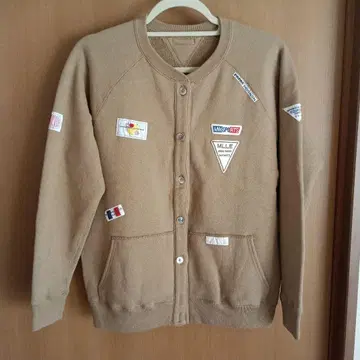 마드모아젤 논논 가디건 맨투맨