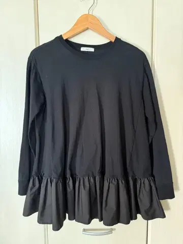 yori 프릴 달린 상의