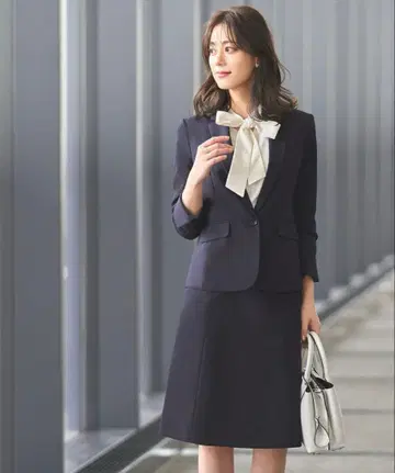 루일 에 부티크 워셔블 베이직 비즈니스 정장 플레어 스커트 세트