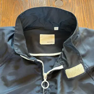 밴드 오브 아웃사이더즈 라이더스 블랙 나일론 자켓