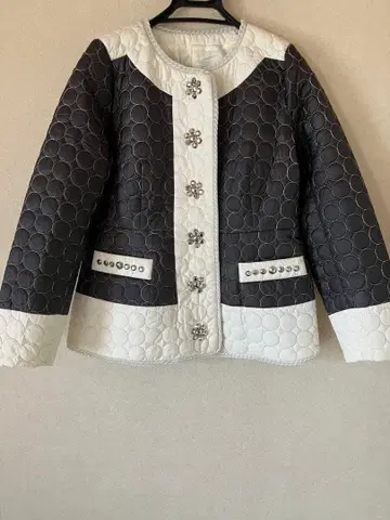 새상품급 노코 오노 퀼트 자켓 코트 고급스러움