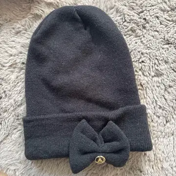 MARK & ONA 리본 포함 니트 모자 블랙