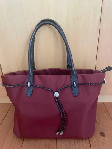 agnes b. VOYAGE 나일론 핸드백 [빨간색]