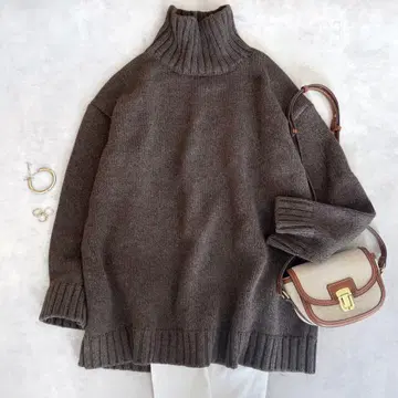 새상품급 ATON 에이톤 정가 53만원 니트 브라운 울 하이넥