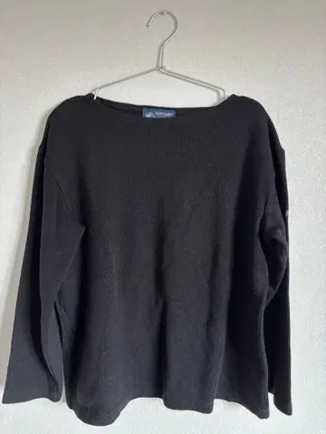 SAINT JAMES 블랙 맨투맨 니트