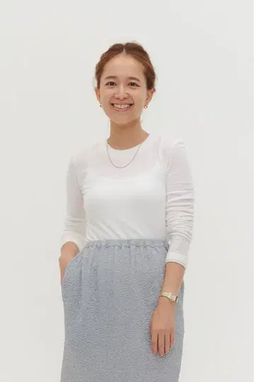 새상품급 yori 요리 촉촉 레이어드 롱T 38 화이트