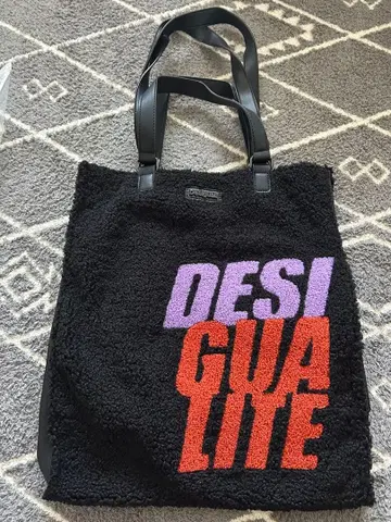 데시구알 Desigual 백