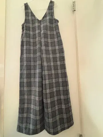 글렌체크 인 원피스 새상품 양쪽에 포켓이 있습니다. 브랜드