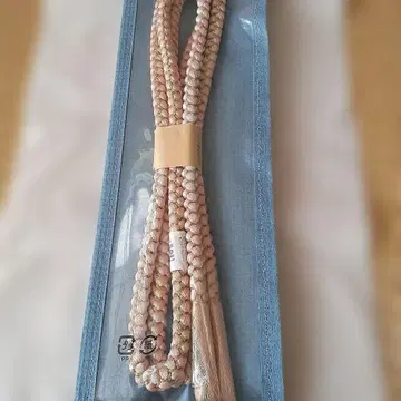 핑크 뜨개질 허리띠 골드 컬러 악센트