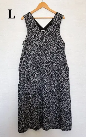 [ 새상품급 ] 써니클라우드 꽃무늬 슬리브리스 롱 원피스