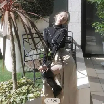 MELT THE LADY 멜로우 하네스 탑 블랙