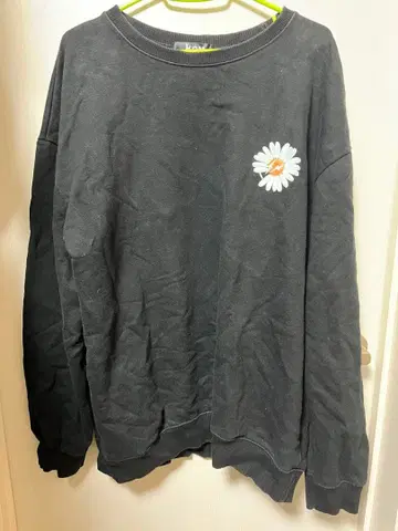 꽃 프린트 맨투맨