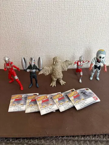 HG 울트라맨 시리즈 페기라가 왔다!! 편 피규어 5체 세트