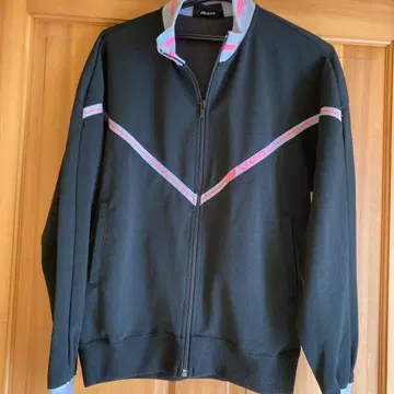 Mizuno 스포츠 저지 블랙/핑크 상 빈티지