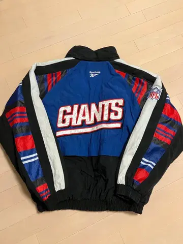 80,90'S NFL 리복 자이언츠 충전솜 나일론 자켓