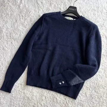 ANYA HINDMARCH 유니클로 크루넥 캐시미어 스웨터 네이비