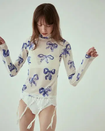 poppy 아사기니뇨 시스루 상의