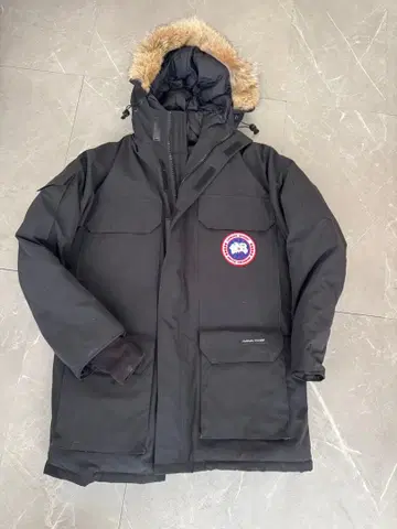 EXPEDITION 후드 부착 블랙 다운 자켓