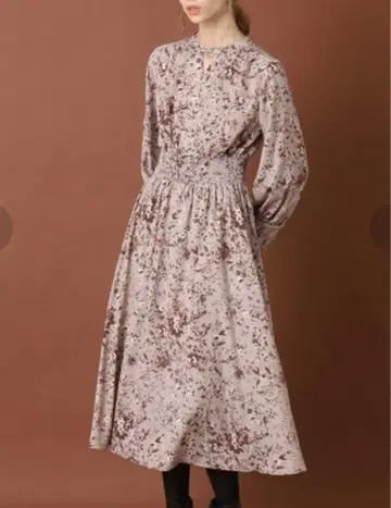 드레 스테리아 허리 셔링 플라워 프린트 원피스