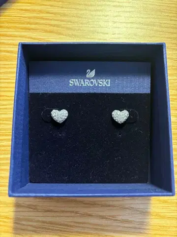 Swarovski 하트형 크리스탈 귀걸이