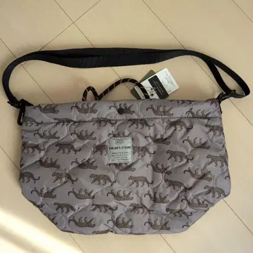 KiU x FREAK'S STORE 숄더백 레오파드 무늬 그레이 새상품