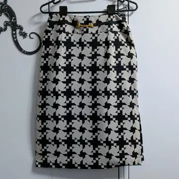 미사용 90s 기하학 패턴 타이트 스커트 베이지 계열