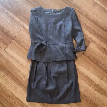 Reflect 그레이 스커트 셋업 9호