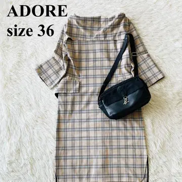 새상품급 반값 이하 ADORE 아도어 코튼 글렌체크 원피스