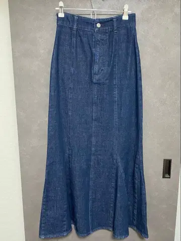 [snidel] healthy denim 레이스업 플레어 스커트