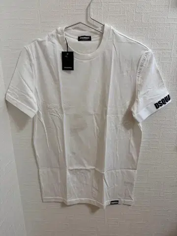 새상품 디스퀘어드 T셔츠