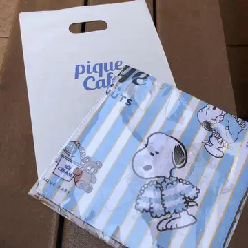 젤라또피케 x 스누피 콜라보 오리지널 아트 반다나 1점