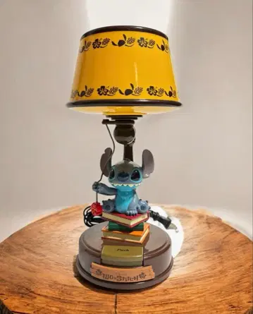 스티치 액션 램프 디즈니 전기 스탠드 조명 라이트