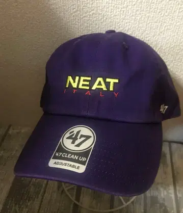 47 NEAT ITALY 퍼플 캡 모자