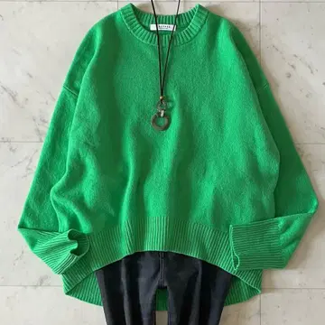 새상품급*맥피 투모로우랜드 울 캐시미어 크루넥 니트 그린