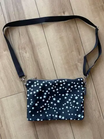 에네스베 투비 숄더백 사코슈 별 스타 패턴